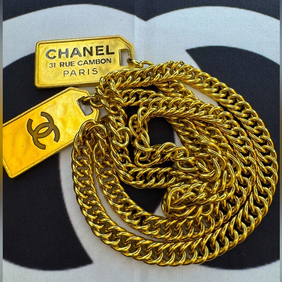 CHANEL 2020 Rue Cambon Tag Lariat Necklace Runway Collection - Picture 1 of 4